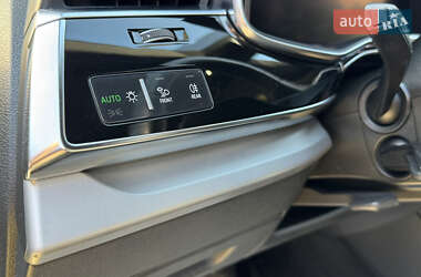 Внедорожник / Кроссовер Audi Q7 2020 в 