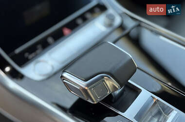 Внедорожник / Кроссовер Audi Q7 2020 в 