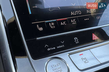 Внедорожник / Кроссовер Audi Q7 2020 в 