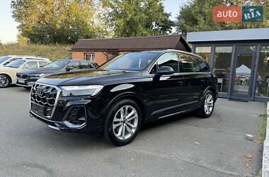 Внедорожник / Кроссовер Audi Q7 2024 в 