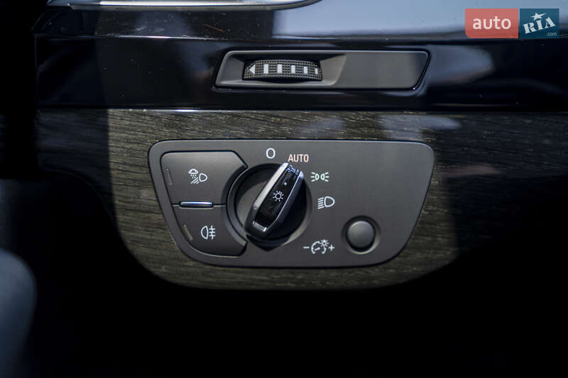 Внедорожник / Кроссовер Audi Q7 2016 в Киеве