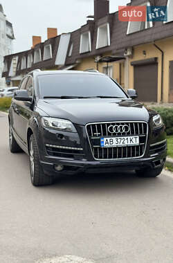 Внедорожник / Кроссовер Audi Q7 2015 в 