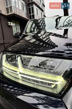 Внедорожник / Кроссовер Audi Q7 2017 в 