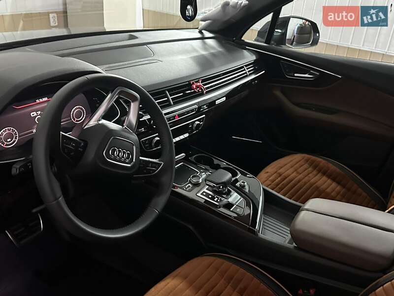 Внедорожник / Кроссовер Audi Q7 2015 в Подольске фото 7 Внедорожник / Кроссовер Audi Q7 2015 в Подольске