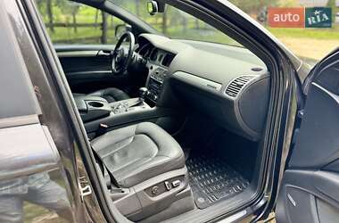 Внедорожник / Кроссовер Audi Q7 2012 в 