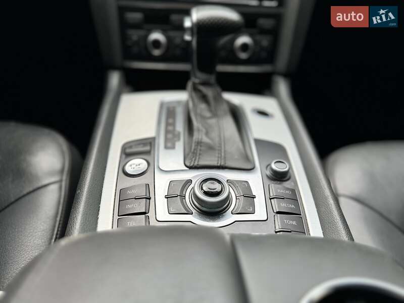 Позашляховик / Кросовер Audi Q7 2012 в Львові