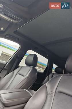 Внедорожник / Кроссовер Audi Q7 2016 в 
