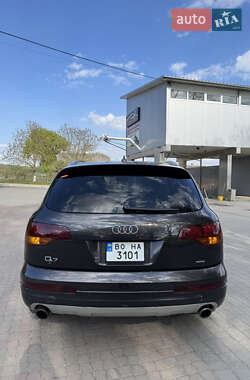 Внедорожник / Кроссовер Audi Q7 2007 в 