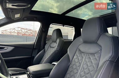 Внедорожник / Кроссовер Audi Q7 2021 в 