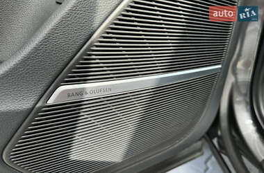 Внедорожник / Кроссовер Audi Q7 2021 в 