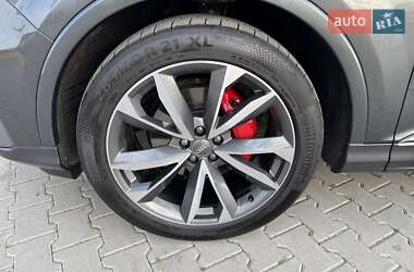 Внедорожник / Кроссовер Audi Q7 2020 в 
