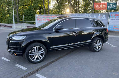 Внедорожник / Кроссовер Audi Q7 2013 в 