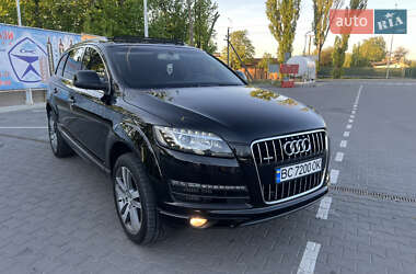 Внедорожник / Кроссовер Audi Q7 2013 в 