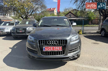 Позашляховик / Кросовер Audi Q7 2015 в 