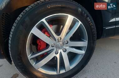 Внедорожник / Кроссовер Audi Q7 2012 в 