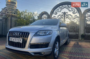 Позашляховик / Кросовер Audi Q7 2011 в 