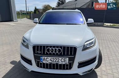 Внедорожник / Кроссовер Audi Q7 2013 в 