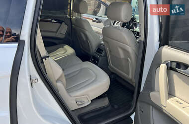 Внедорожник / Кроссовер Audi Q7 2013 в 