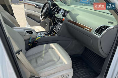Внедорожник / Кроссовер Audi Q7 2013 в 