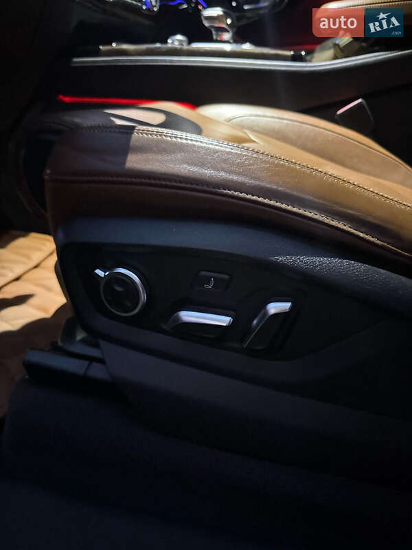 Внедорожник / Кроссовер Audi Q7 2016 в Ивано-Франковске