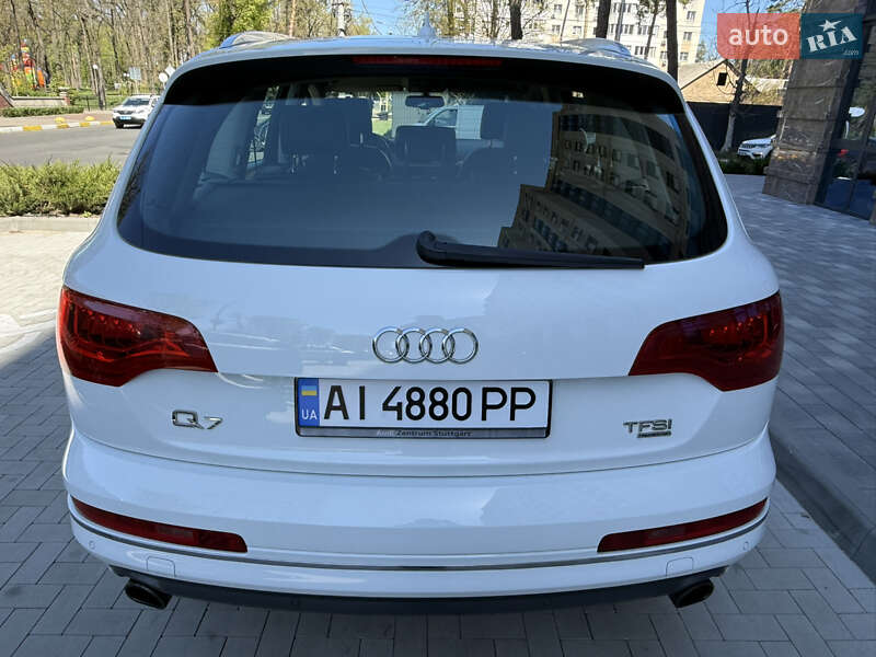 Позашляховик / Кросовер Audi Q7 2014 в Ірпені