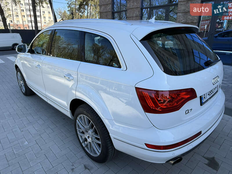 Позашляховик / Кросовер Audi Q7 2014 в Ірпені