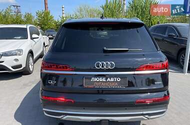 Внедорожник / Кроссовер Audi Q7 2019 в 