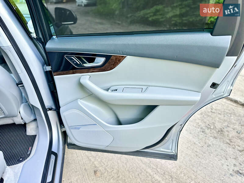 Внедорожник / Кроссовер Audi Q7 2016 в Львове фото 22 Внедорожник / Кроссовер Audi Q7 2016 в Львове