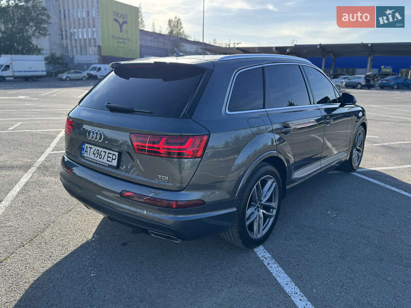 Внедорожник / Кроссовер Audi Q7 2016 в Ивано-Франковске