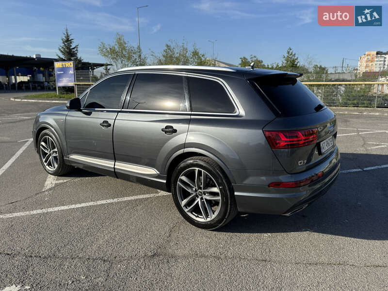 Внедорожник / Кроссовер Audi Q7 2016 в Ивано-Франковске
