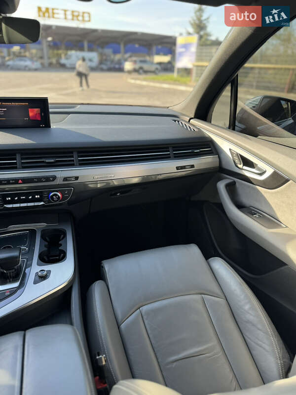 Внедорожник / Кроссовер Audi Q7 2016 в Ивано-Франковске