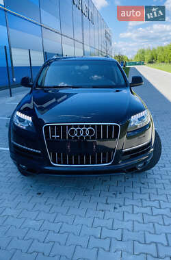 Внедорожник / Кроссовер Audi Q7 2012 в 