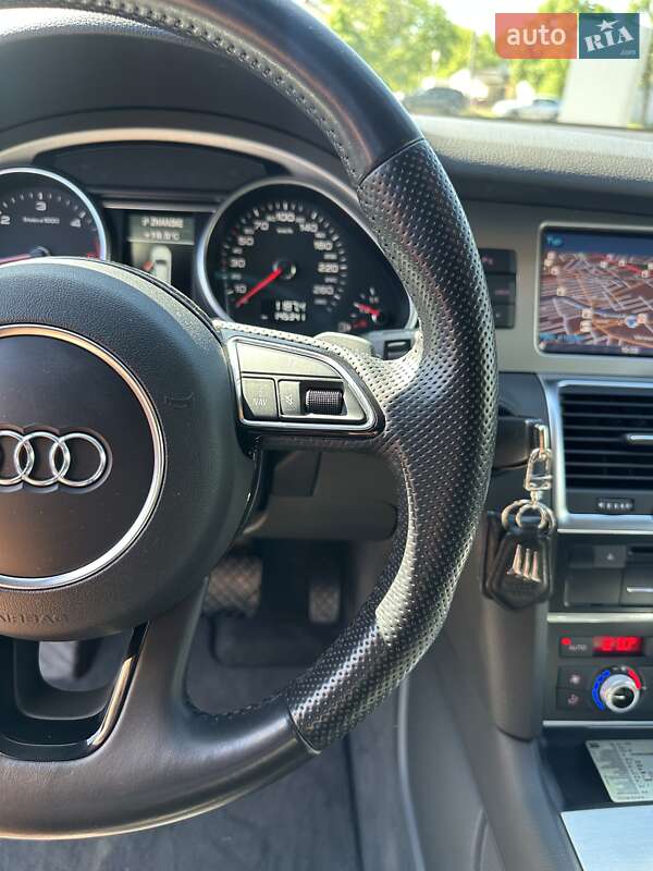 Позашляховик / Кросовер Audi Q7 2012 в Києві фото 45 Позашляховик / Кросовер Audi Q7 2012 в Києві