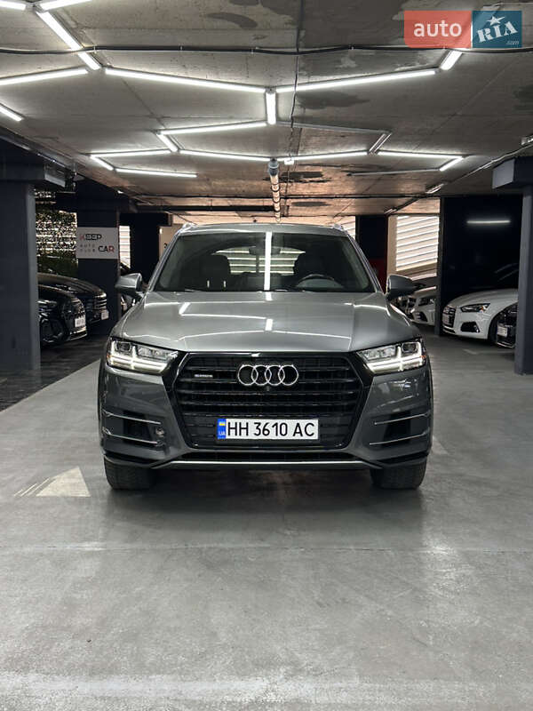 Позашляховик / Кросовер Audi Q7 2016 в Одесі