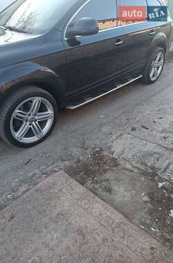Внедорожник / Кроссовер Audi Q7 2014 в 