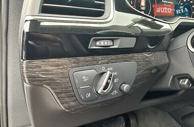 Позашляховик / Кросовер Audi Q7 2016 в 