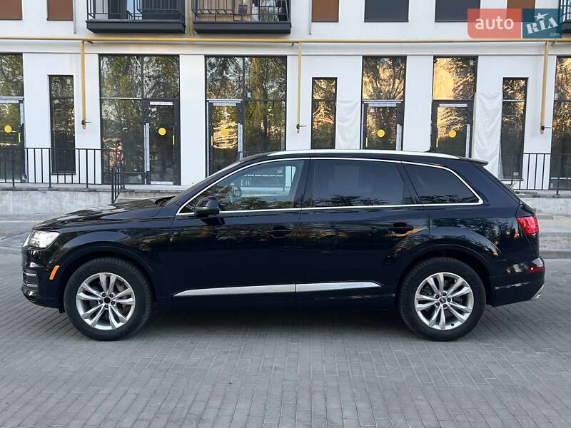 Внедорожник / Кроссовер Audi Q7 2016 в Виннице