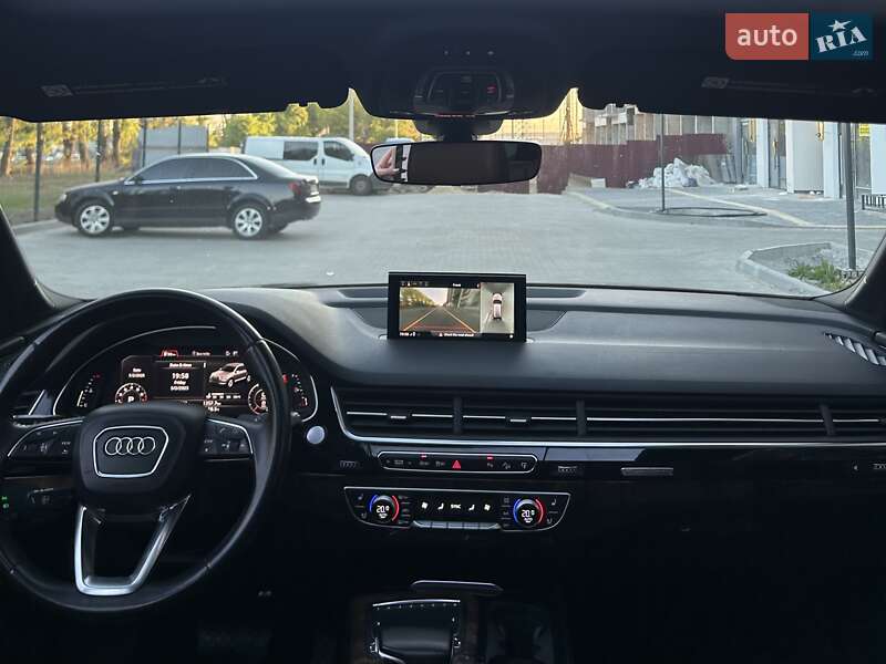 Внедорожник / Кроссовер Audi Q7 2016 в Виннице