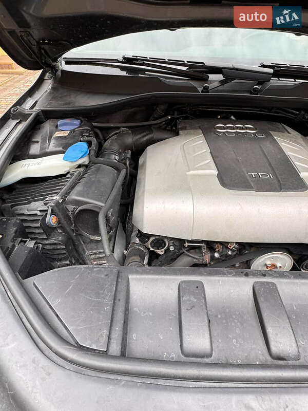Внедорожник / Кроссовер Audi Q7 2011 в Вижнице