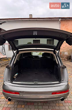 Внедорожник / Кроссовер Audi Q7 2011 в Вижнице