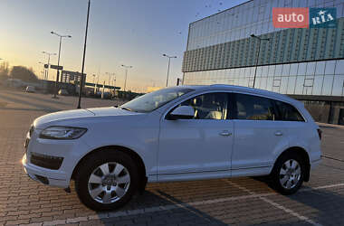 Позашляховик / Кросовер Audi Q7 2013 в Львові