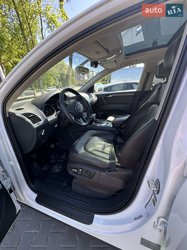 Внедорожник / Кроссовер Audi Q7 2014 в Владимире