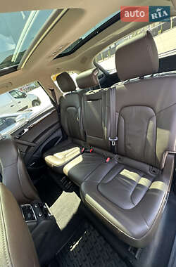 Внедорожник / Кроссовер Audi Q7 2014 в 