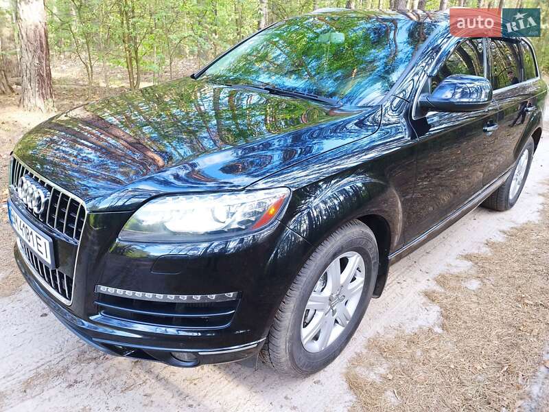 Позашляховик / Кросовер Audi Q7 2010 в Охтирці