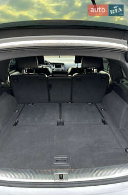 Позашляховик / Кросовер Audi Q7 2007 в 