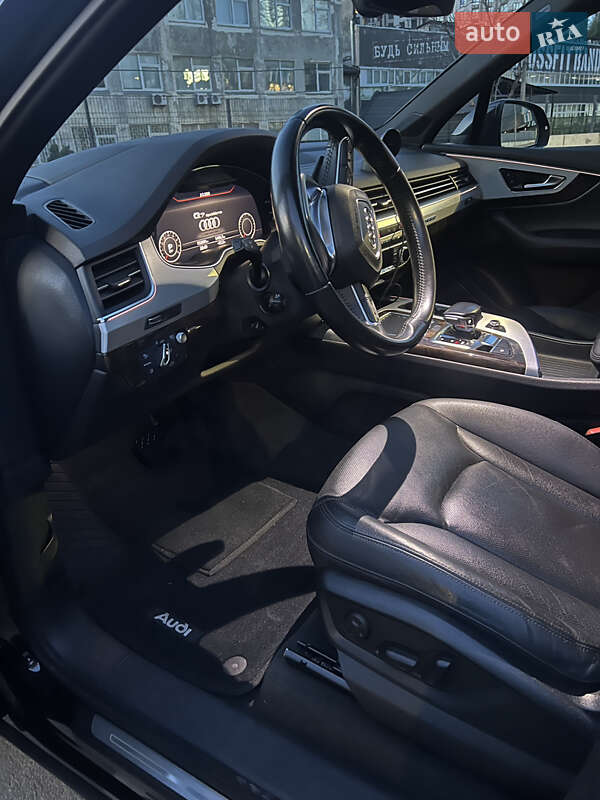 Внедорожник / Кроссовер Audi Q7 2016 в Киеве фото 33 Внедорожник / Кроссовер Audi Q7 2016 в Киеве