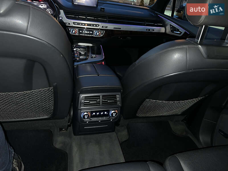 Внедорожник / Кроссовер Audi Q7 2016 в Киеве фото 44 Внедорожник / Кроссовер Audi Q7 2016 в Киеве