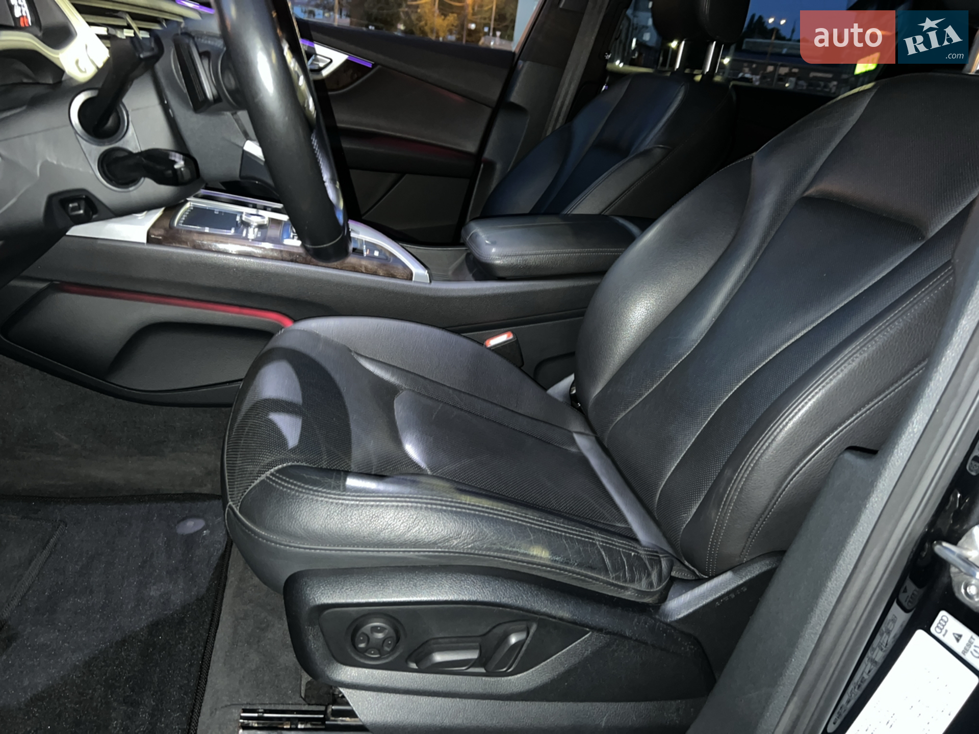 2016 Audi Q7 - мініатюра 46