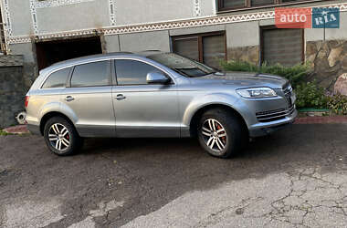 Внедорожник / Кроссовер Audi Q7 2007 в 