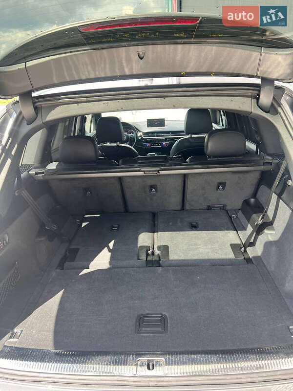 Внедорожник / Кроссовер Audi Q7 2017 в Киеве фото 14 Внедорожник / Кроссовер Audi Q7 2017 в Киеве